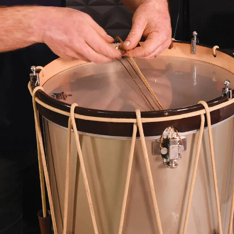 Changement de timbre boyaux ou métallique